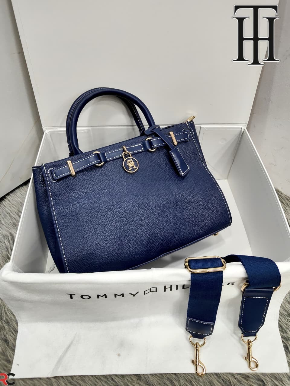 Tommy Hilfiger American Icon Leather Tote Bag