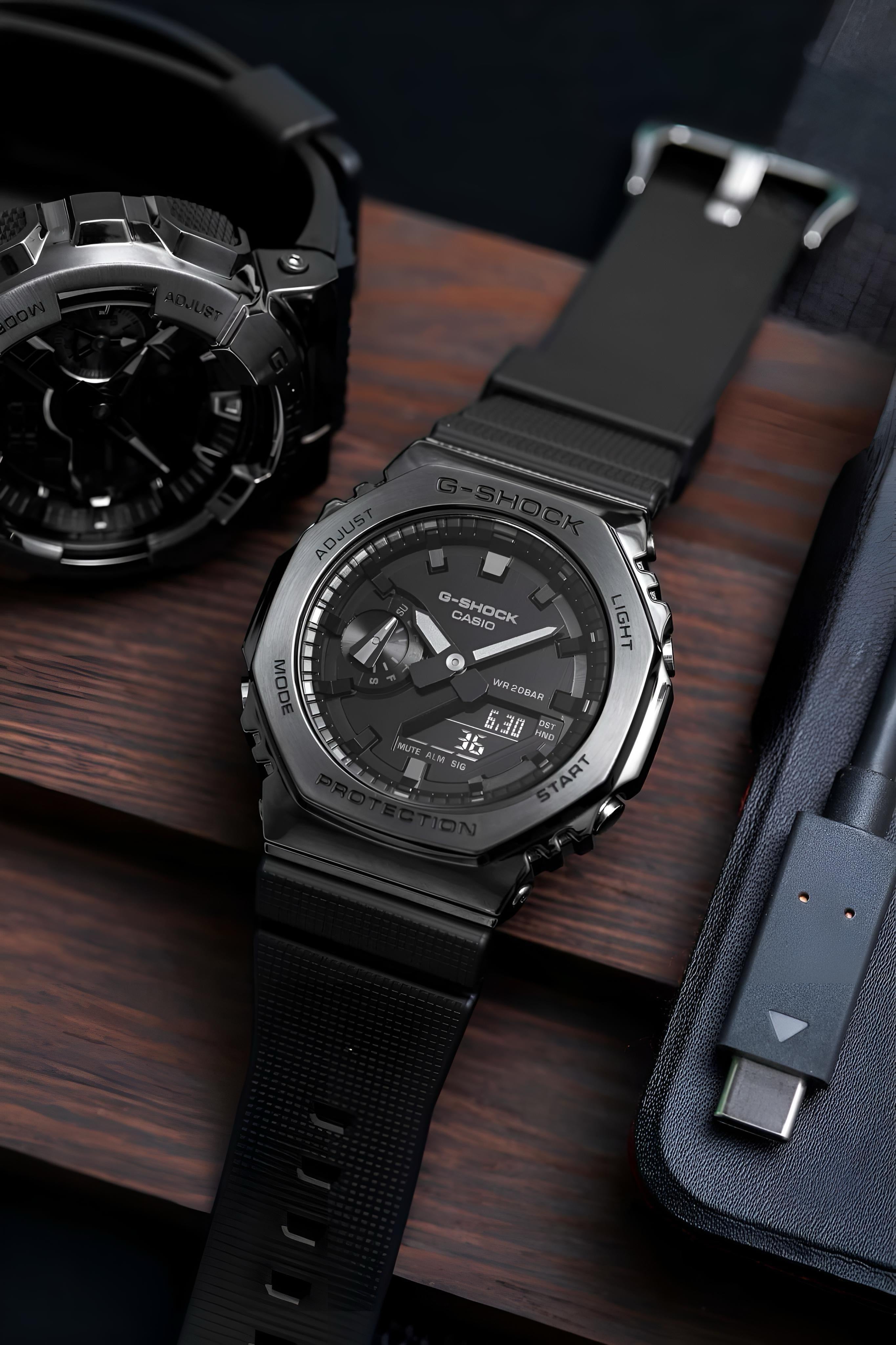 G-Shock Metal Clad GM-2100