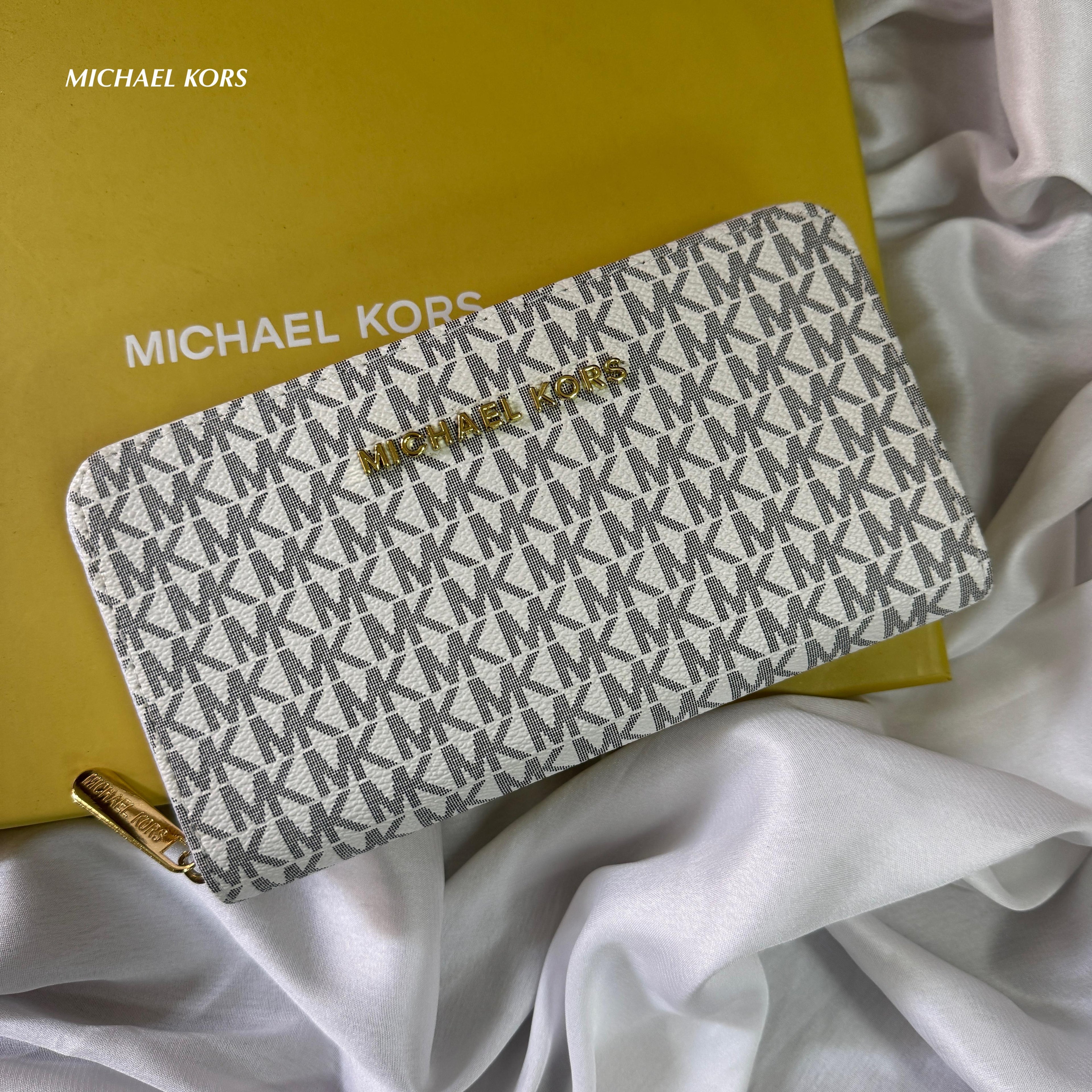Michael Kors Zipper Wallet