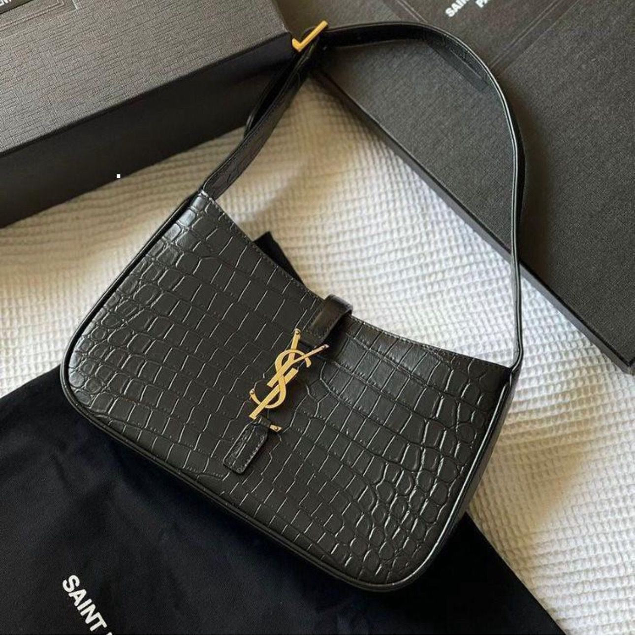 Ysl Hobo Coco Shoulder Bag