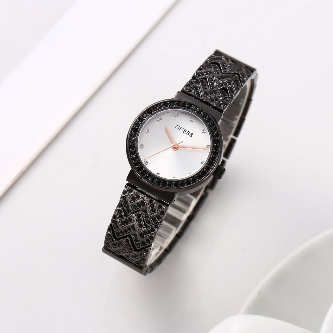 Guess Treasure Collection