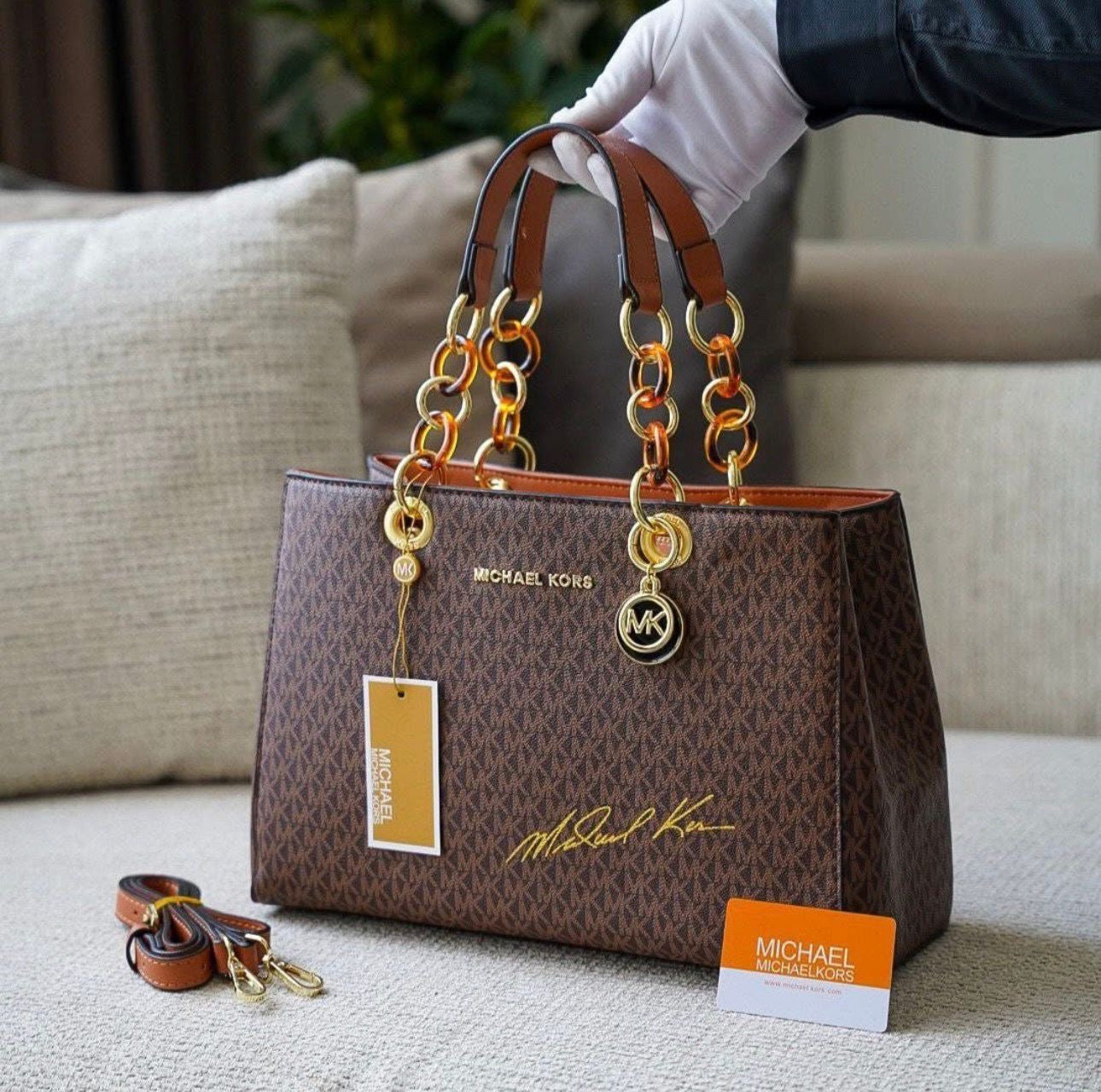 Michael Kors Cynthia Signature