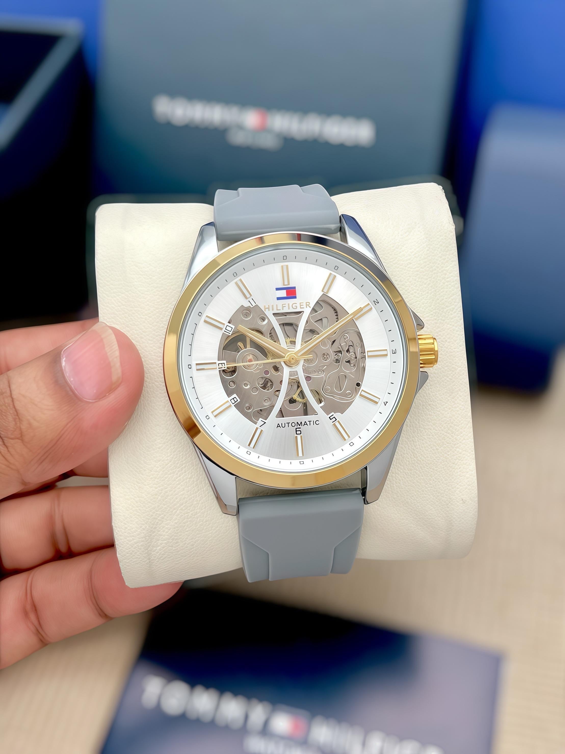 Tommy Hilfiger Modern Automatic