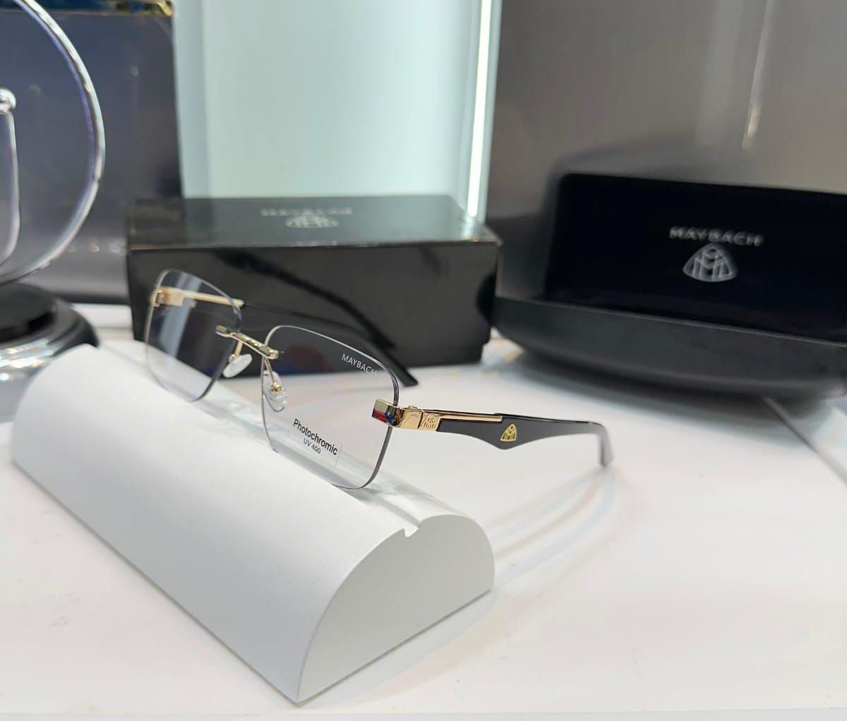 Maybach Photochromatic Lens