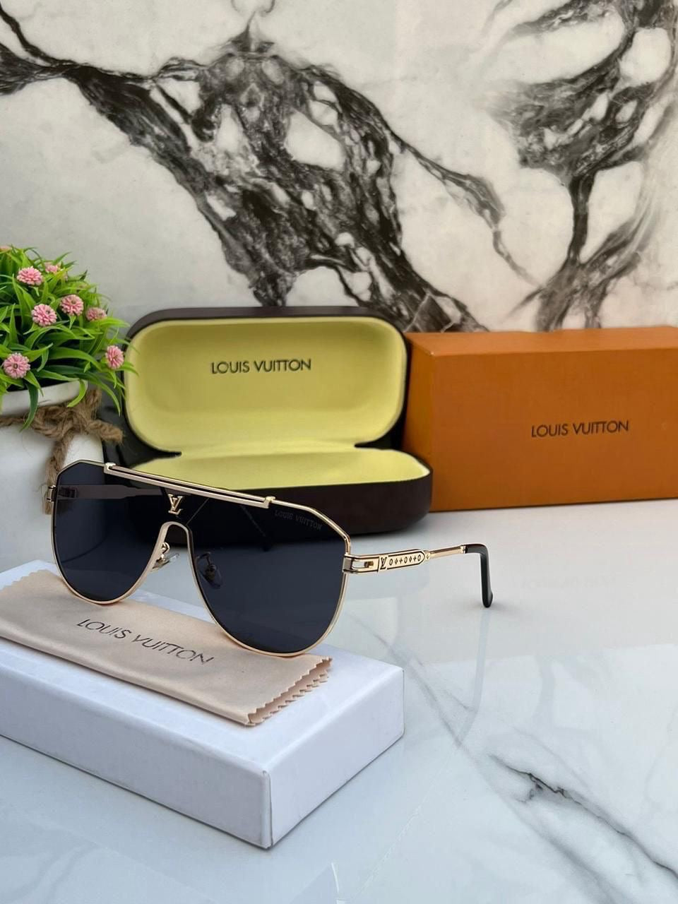 Louis Vuitton Unisex Sunglasses