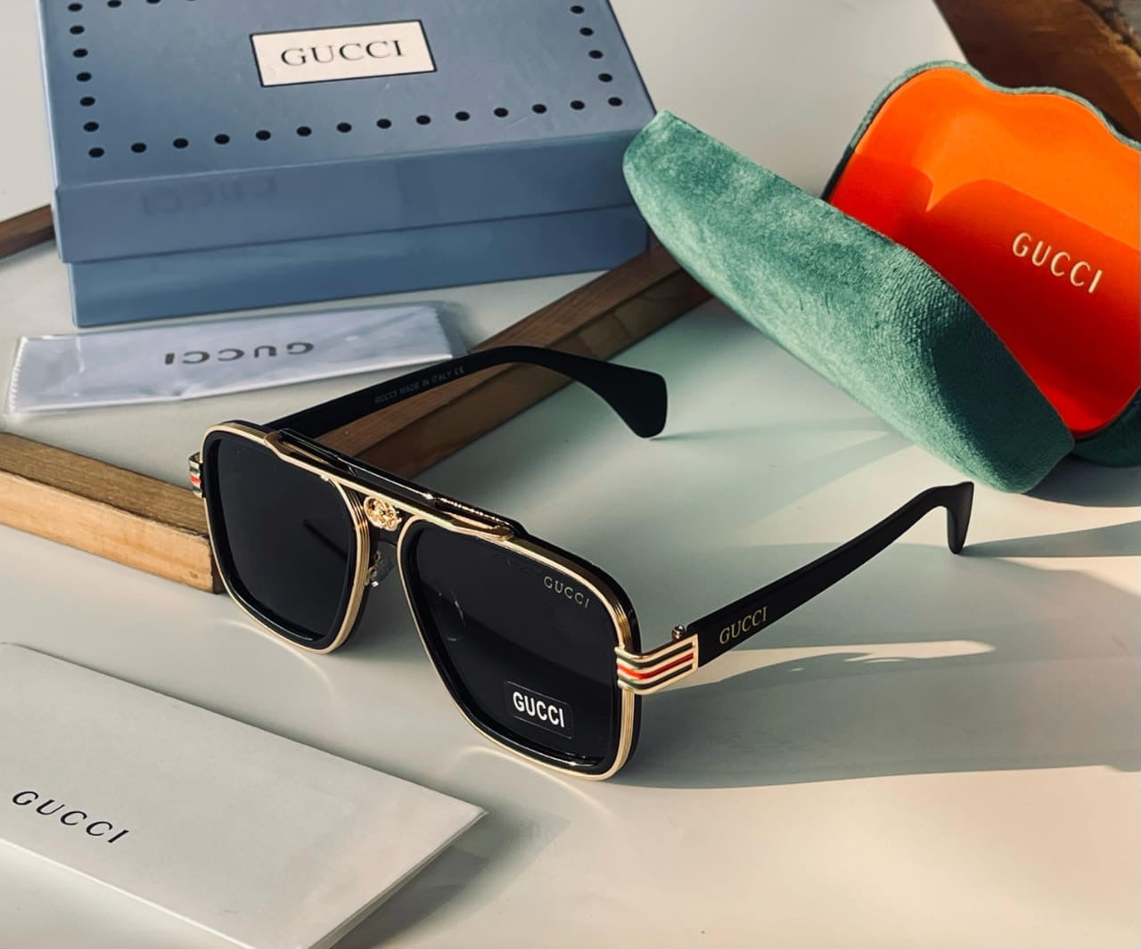 Gucci Unisex Sunglasses