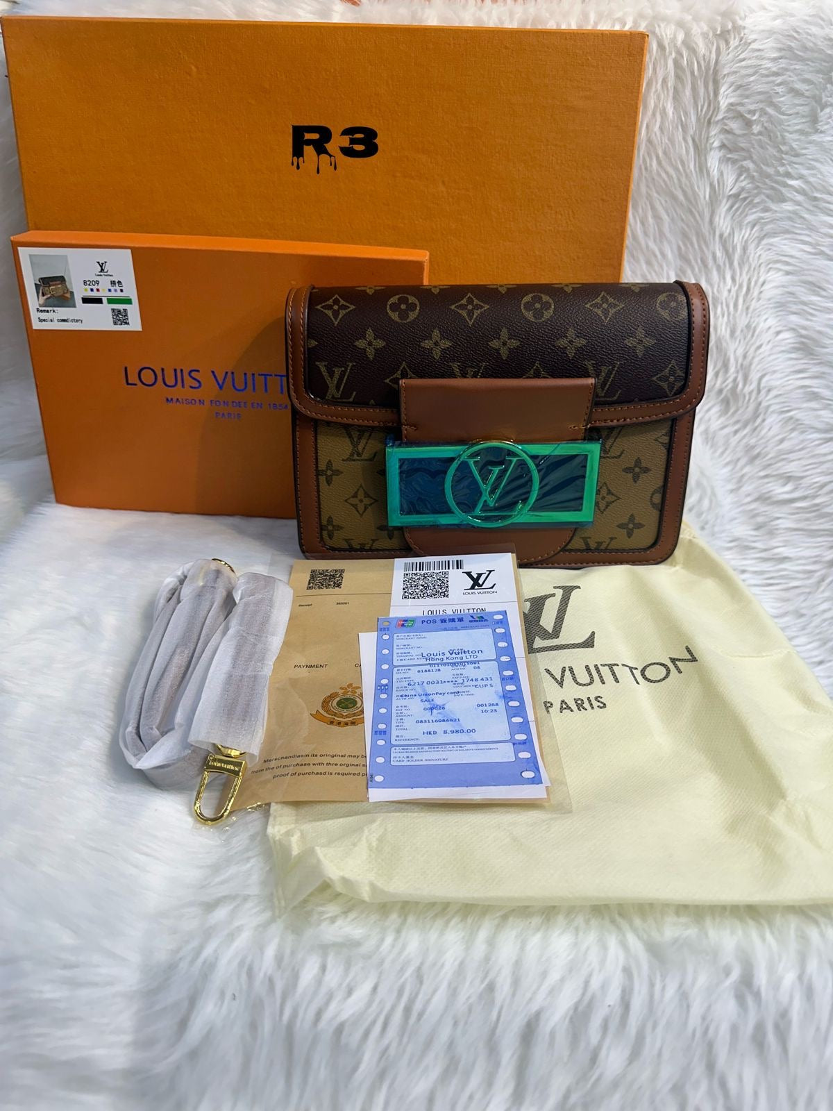 Louis Vuitton Dauphine