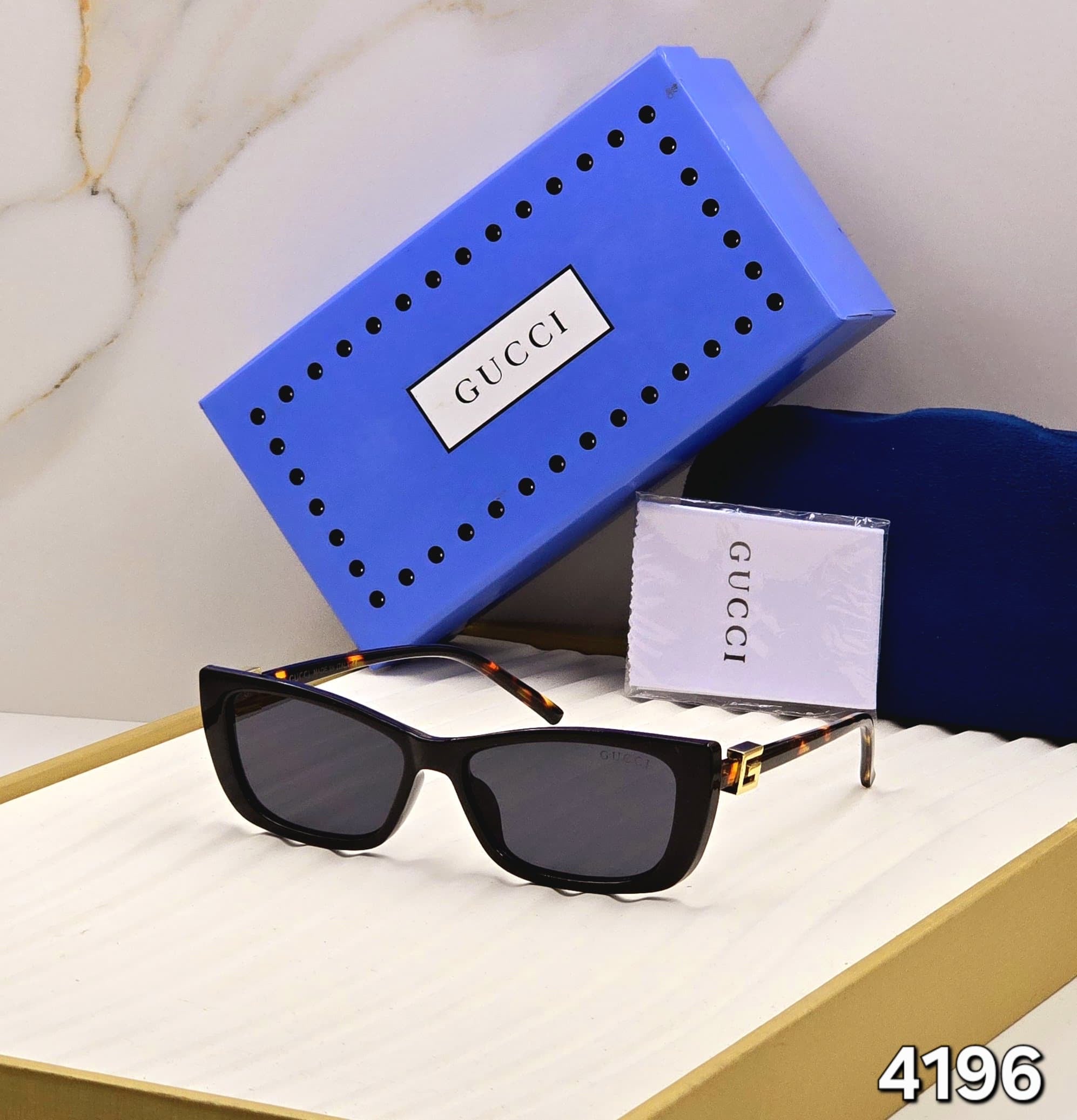 Gucci Unisex Sunglasses