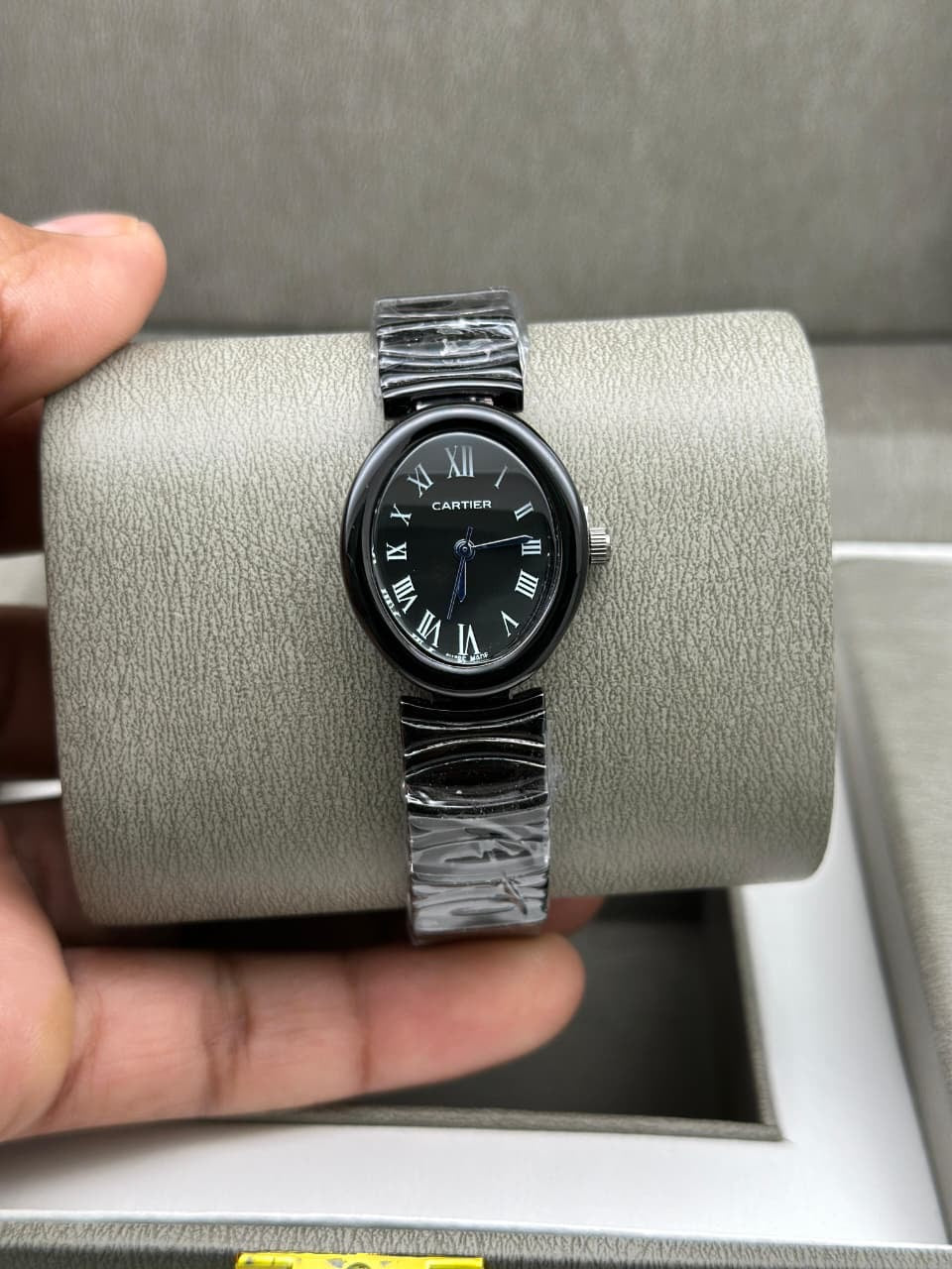 Cartier Timeless Oval Elegance