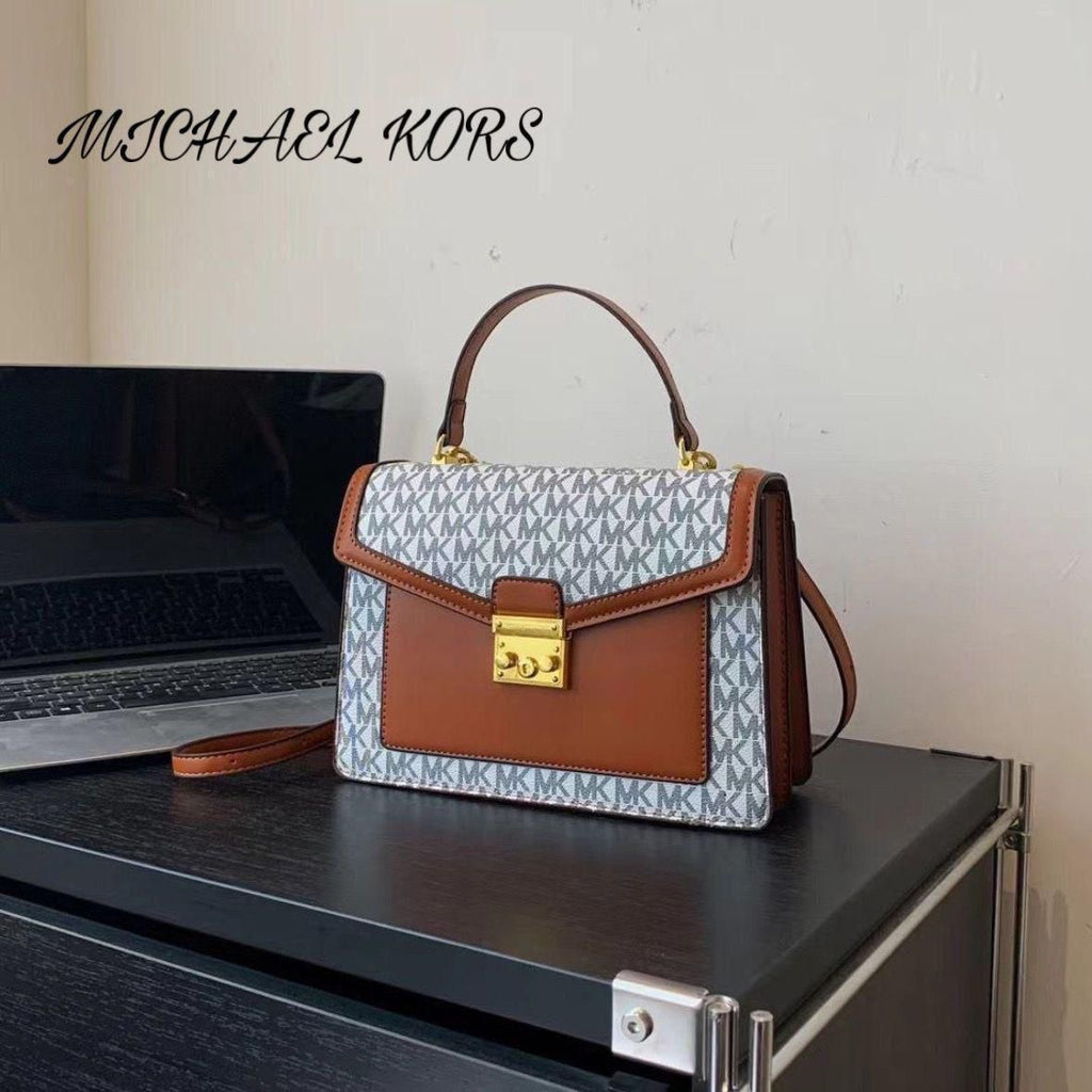 Michael Kors Kinsley Signature Sling Bag