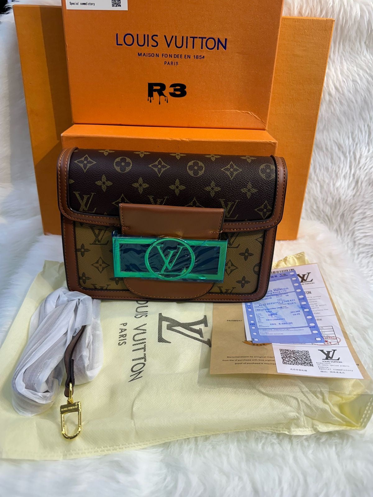 Louis Vuitton Dauphine