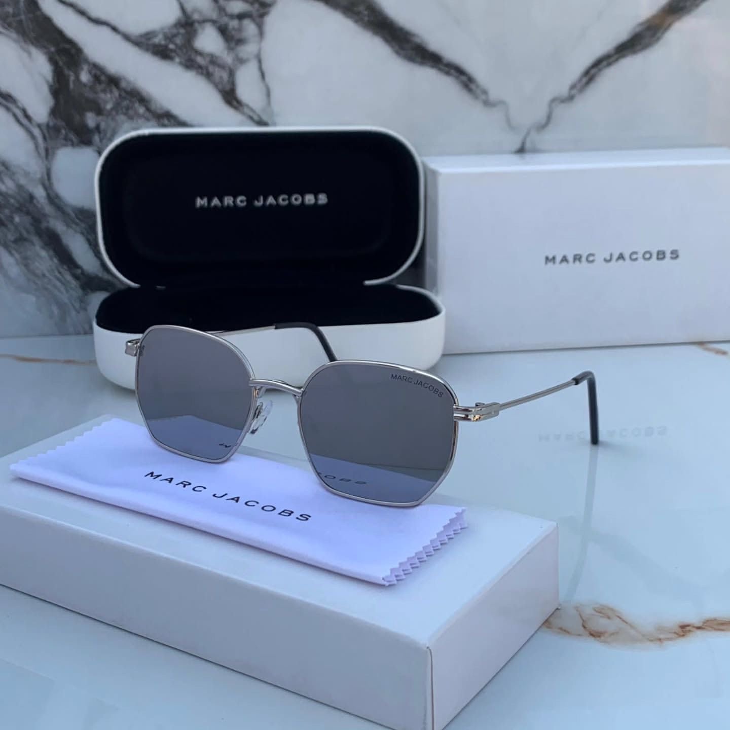Marc Jacobs Unisex Sunglasses