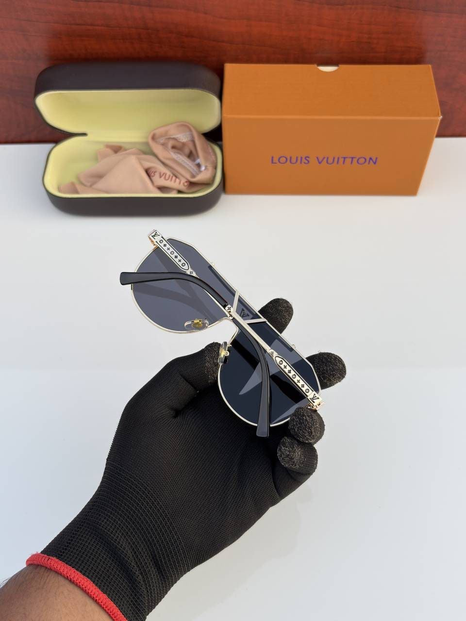 Louis Vuitton Unisex Sunglasses