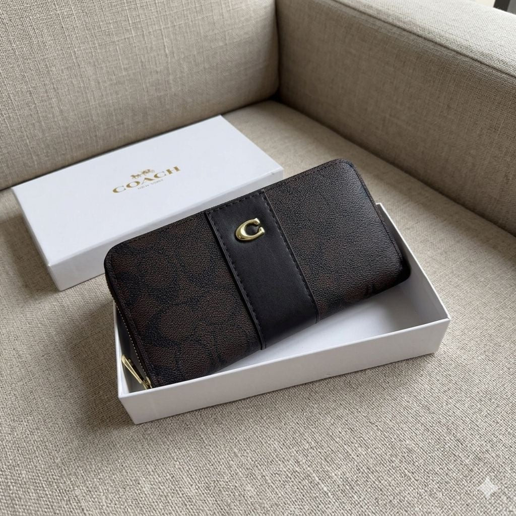 Coach Zipper Wallet