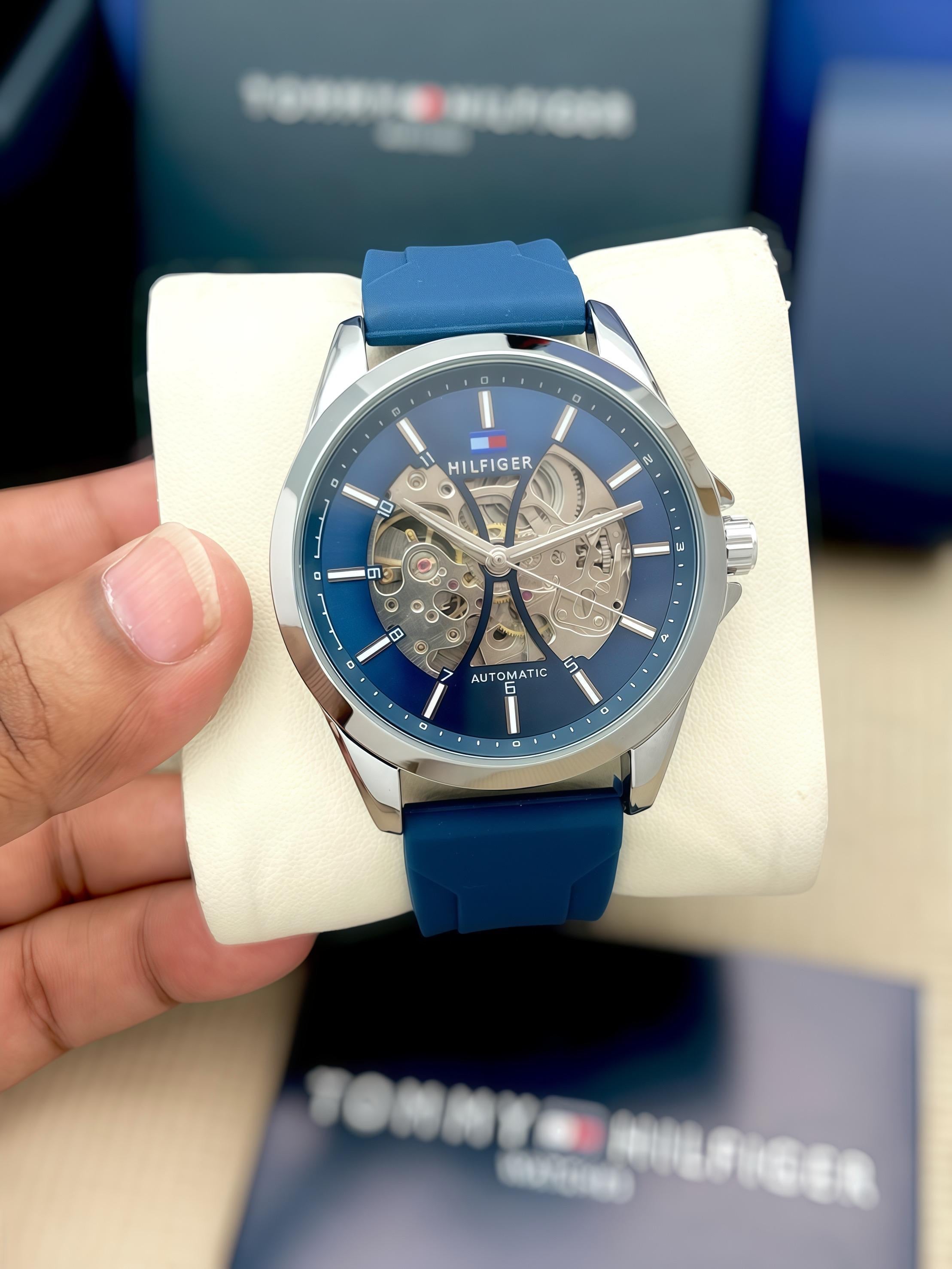 Tommy Hilfiger Modern Automatic