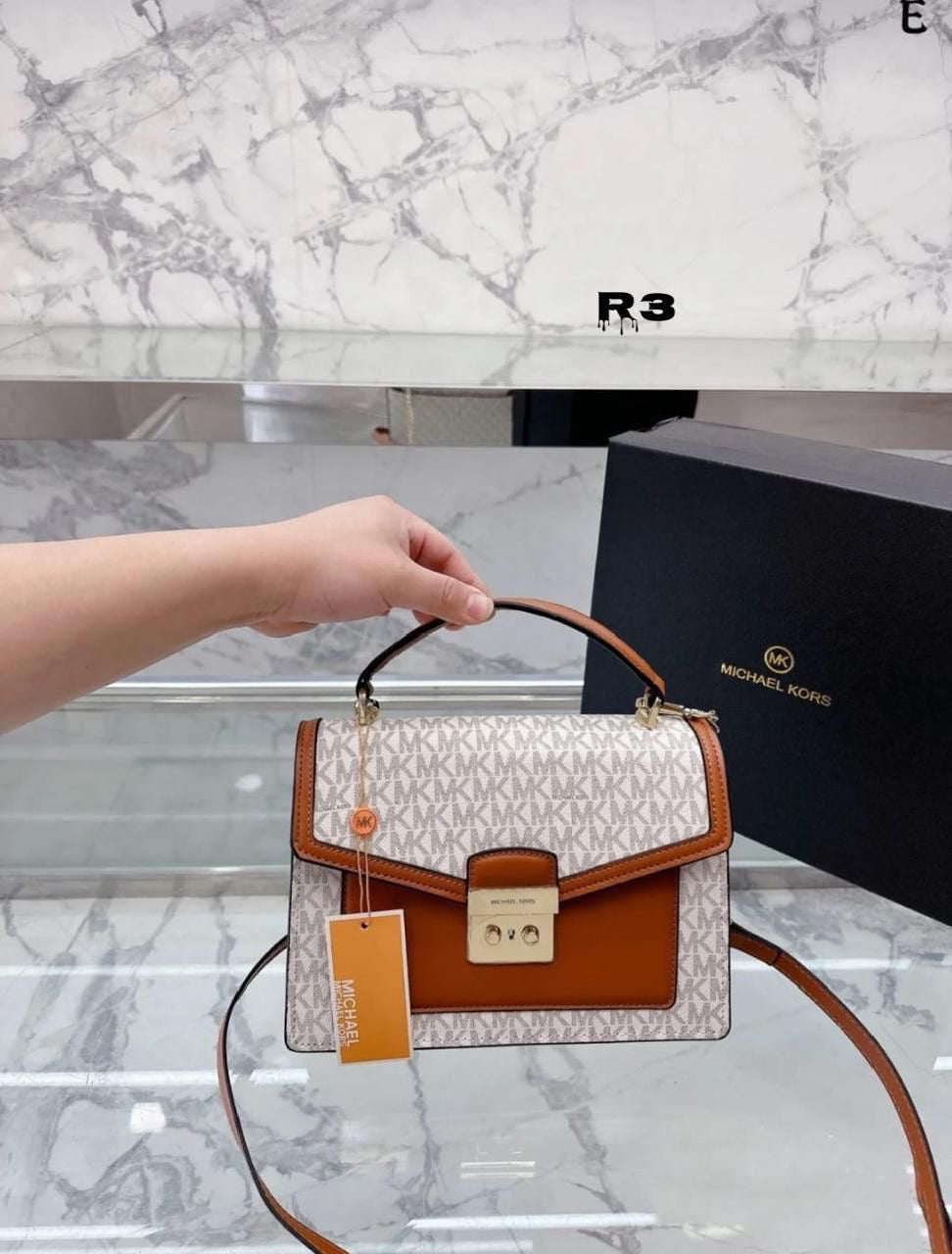 Michael Kors Kinsley Signature Sling Bag