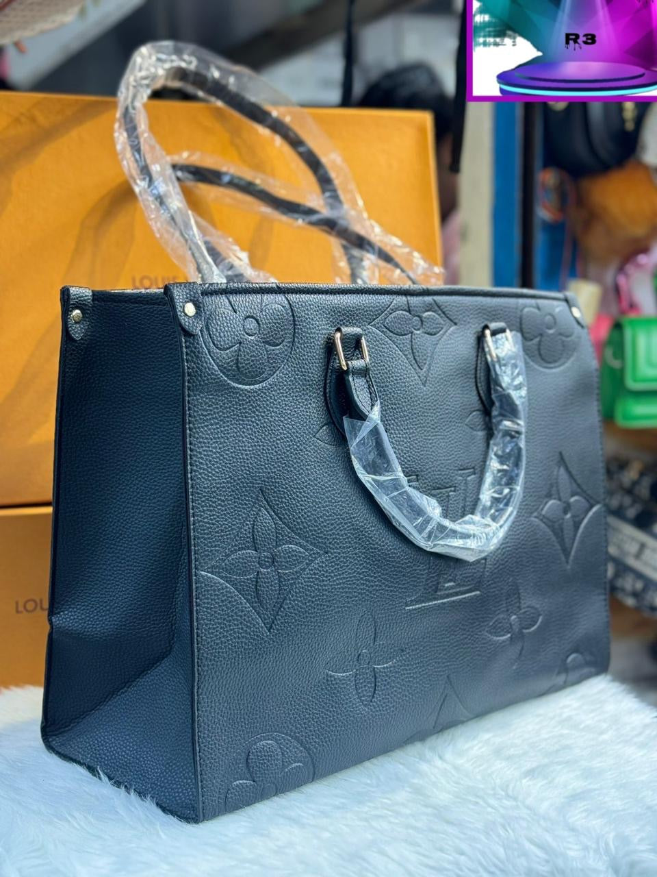 Louis Vuitton On The Go