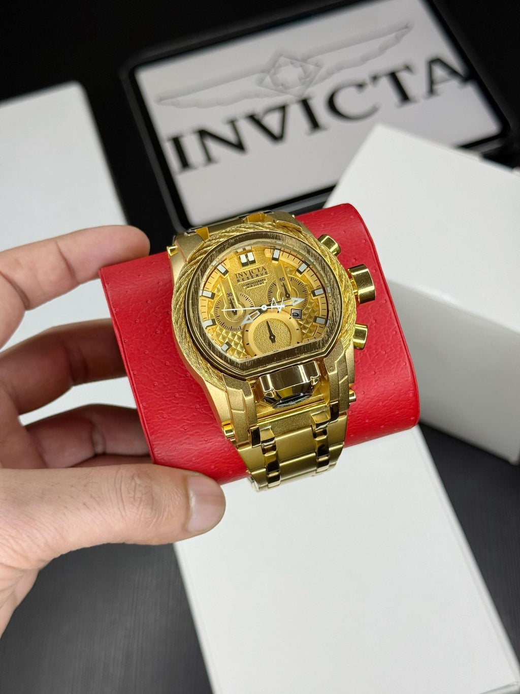 Invicta Bolt