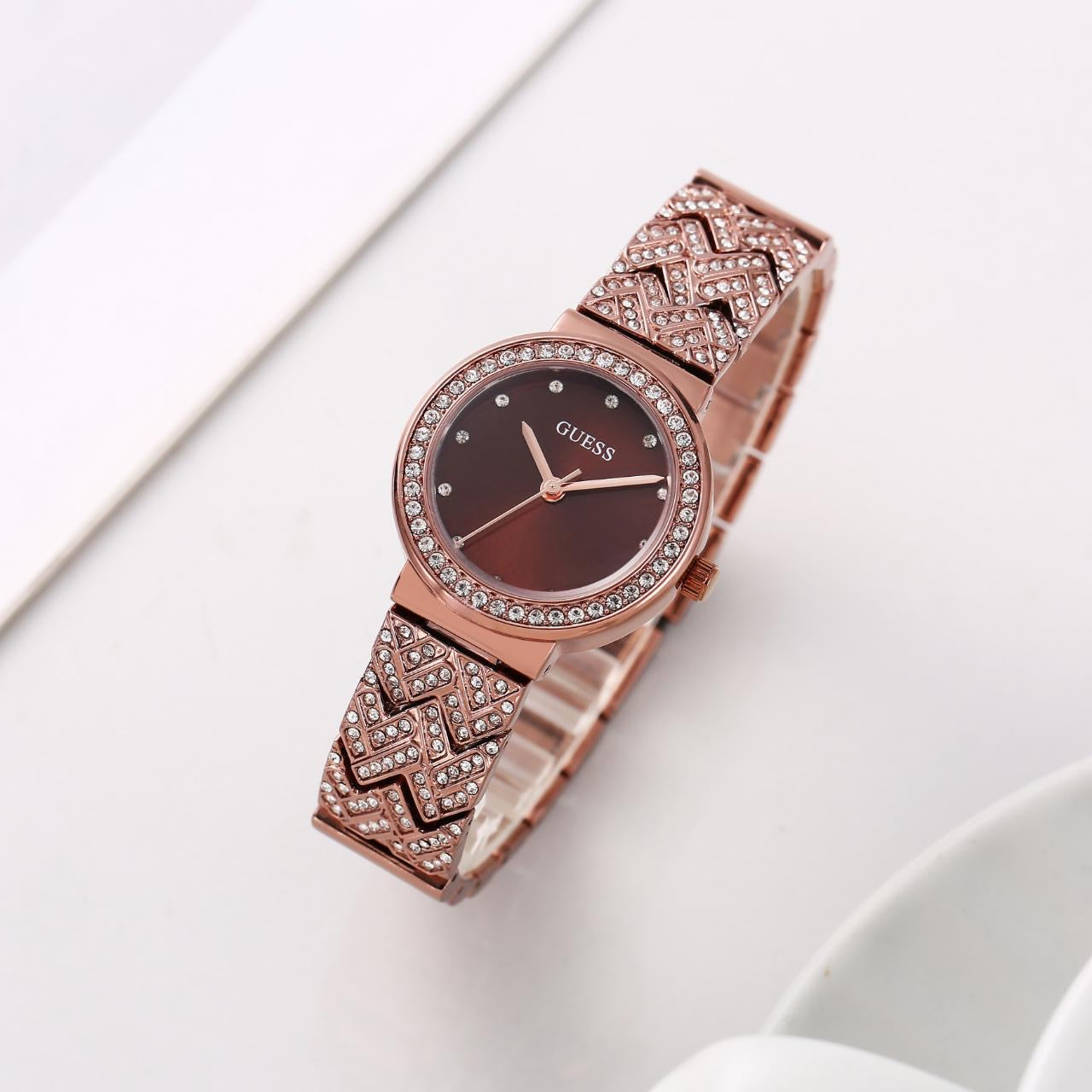 Guess Treasure Collection