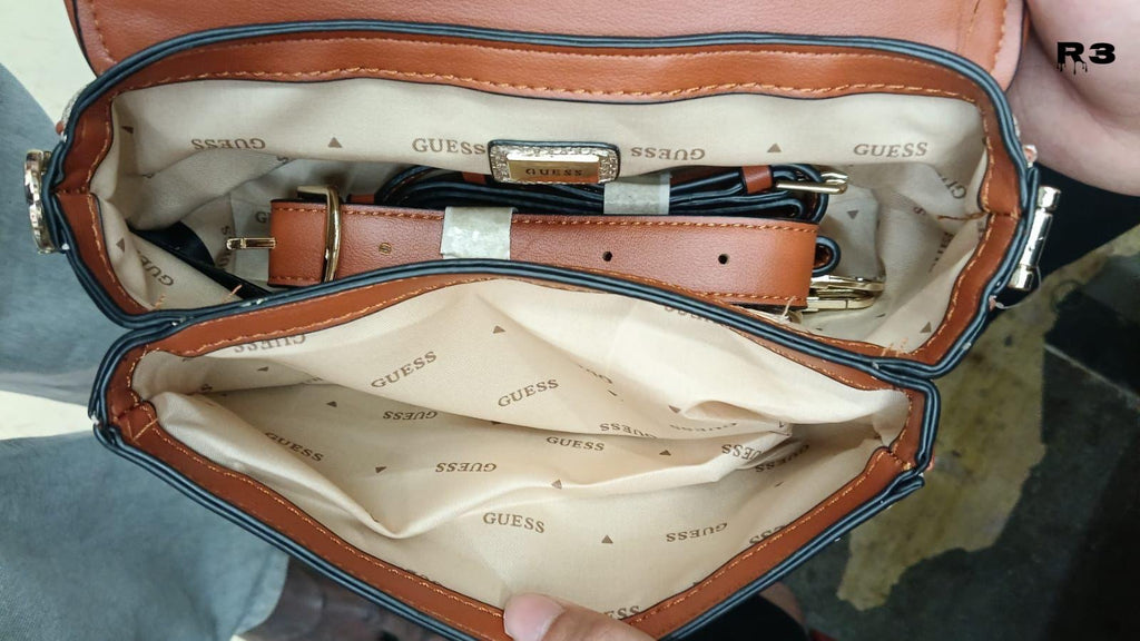 Guess Dea Shoulder Bag