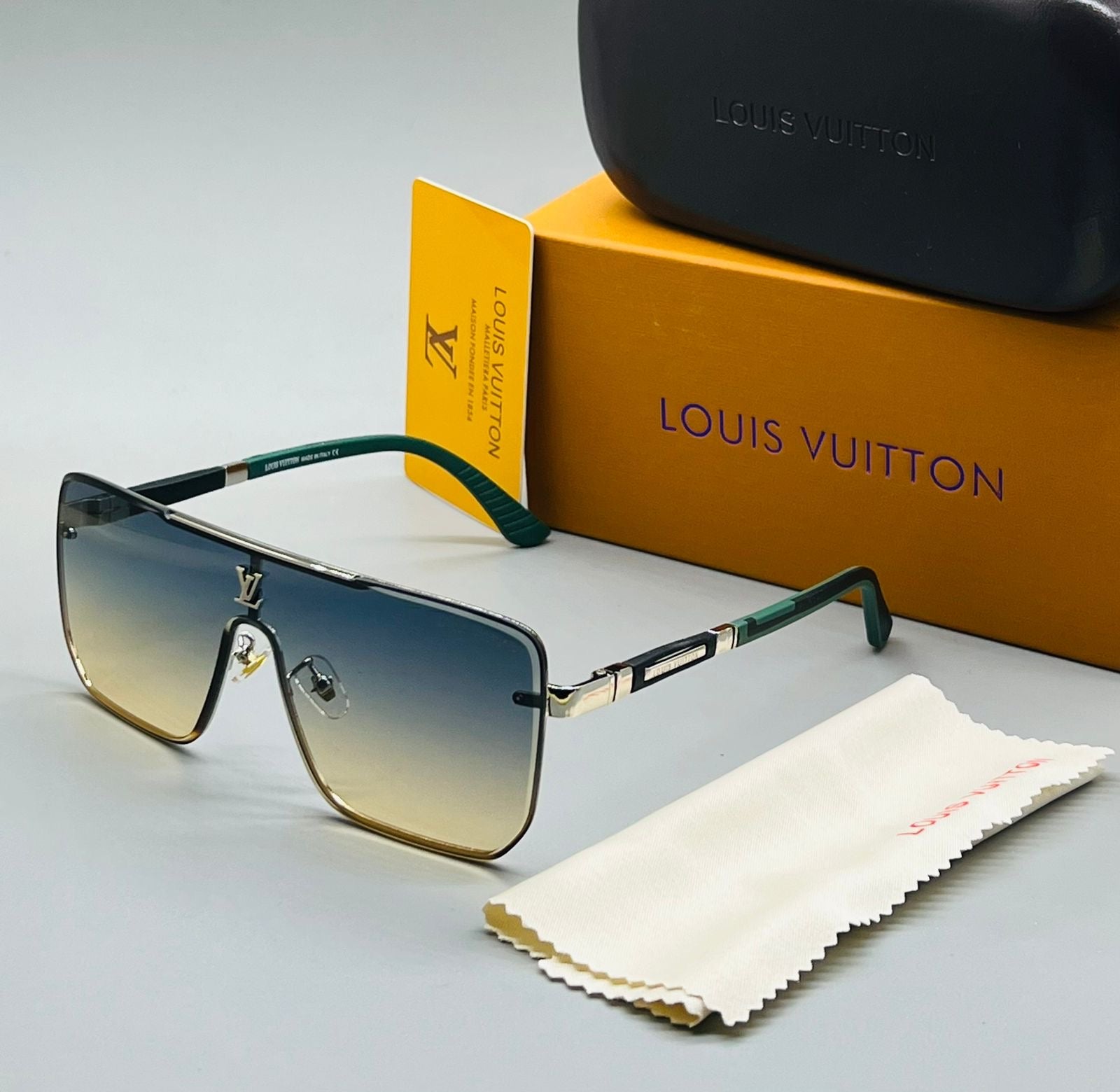 Louis Vuitton Unisex Sunglasses