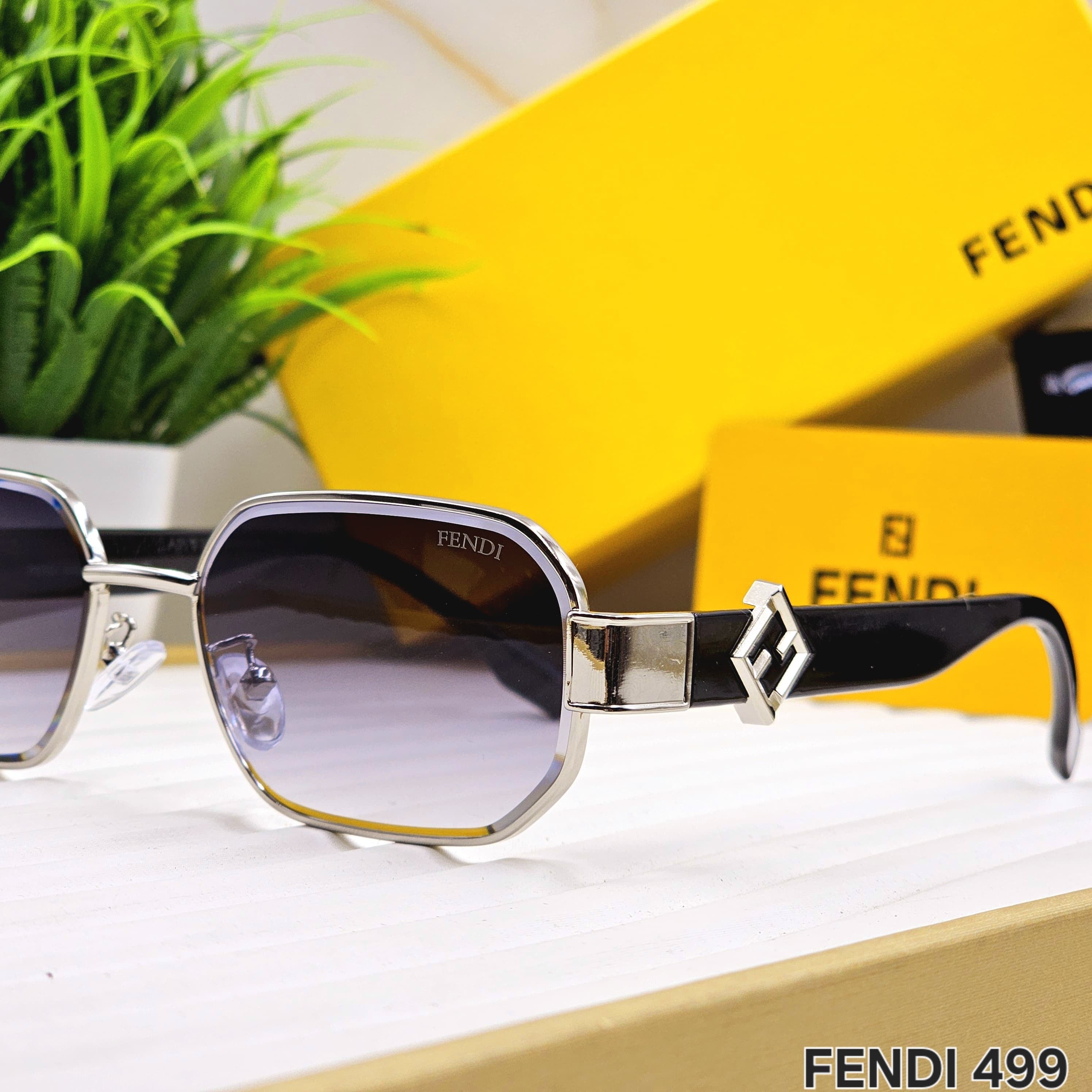 Fendi Unisex Sunglasses