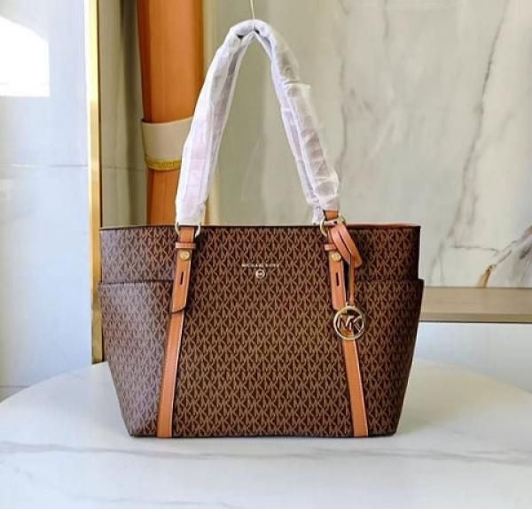 Michael Kors Nomad Tote Bag
