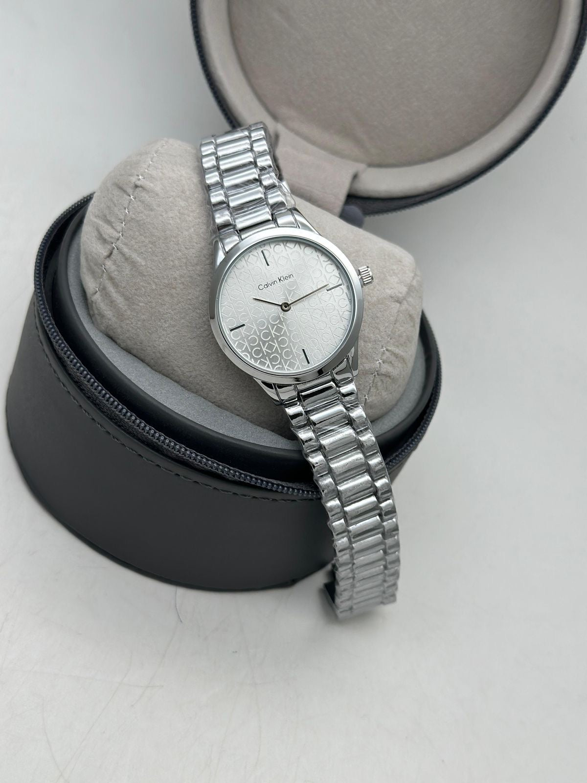 Calvin Klein Elegant Series