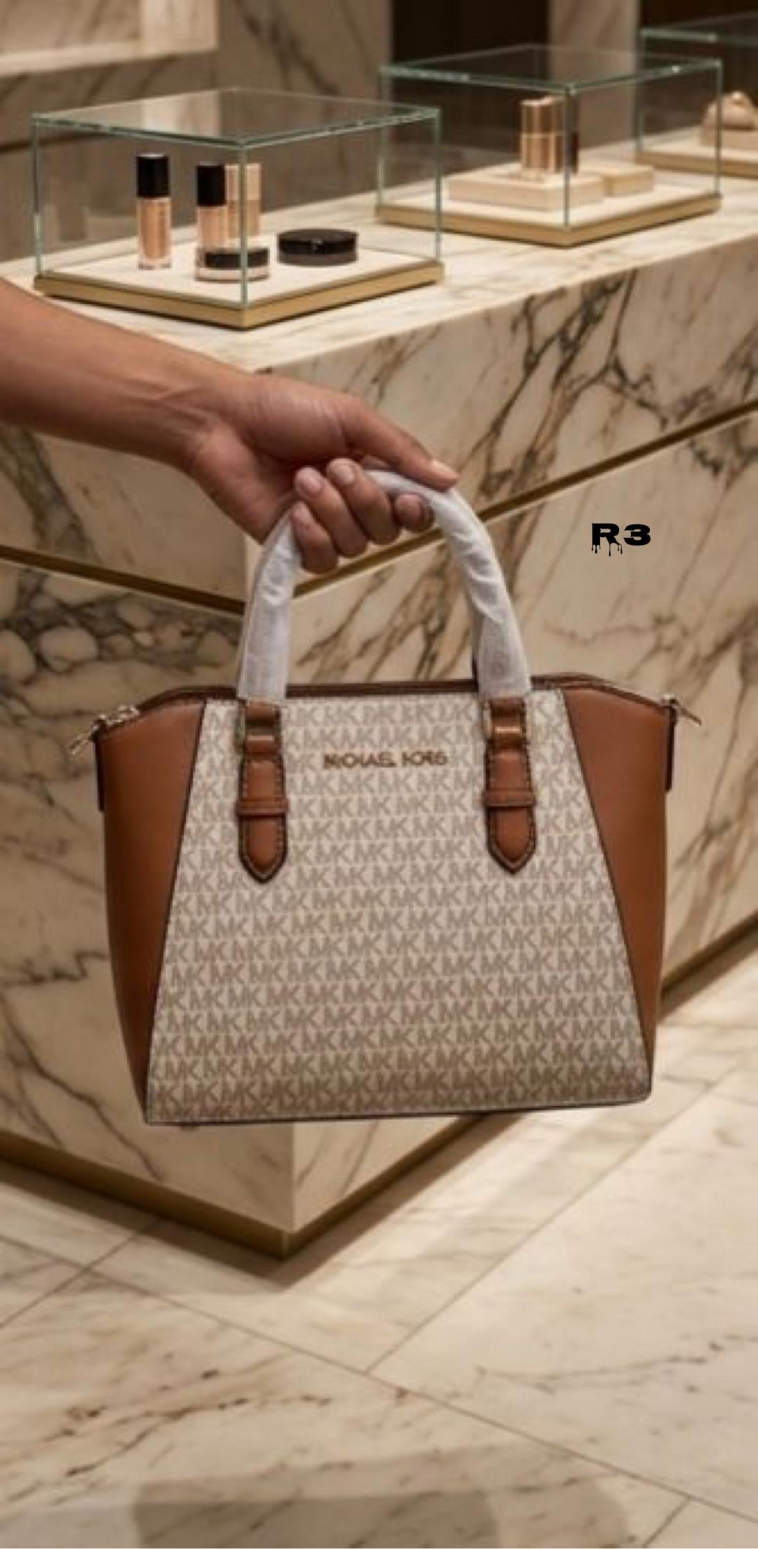 Michael Kors Sienna