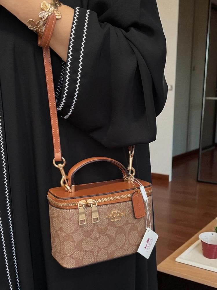 Coach Signature Vanity Case Bag
