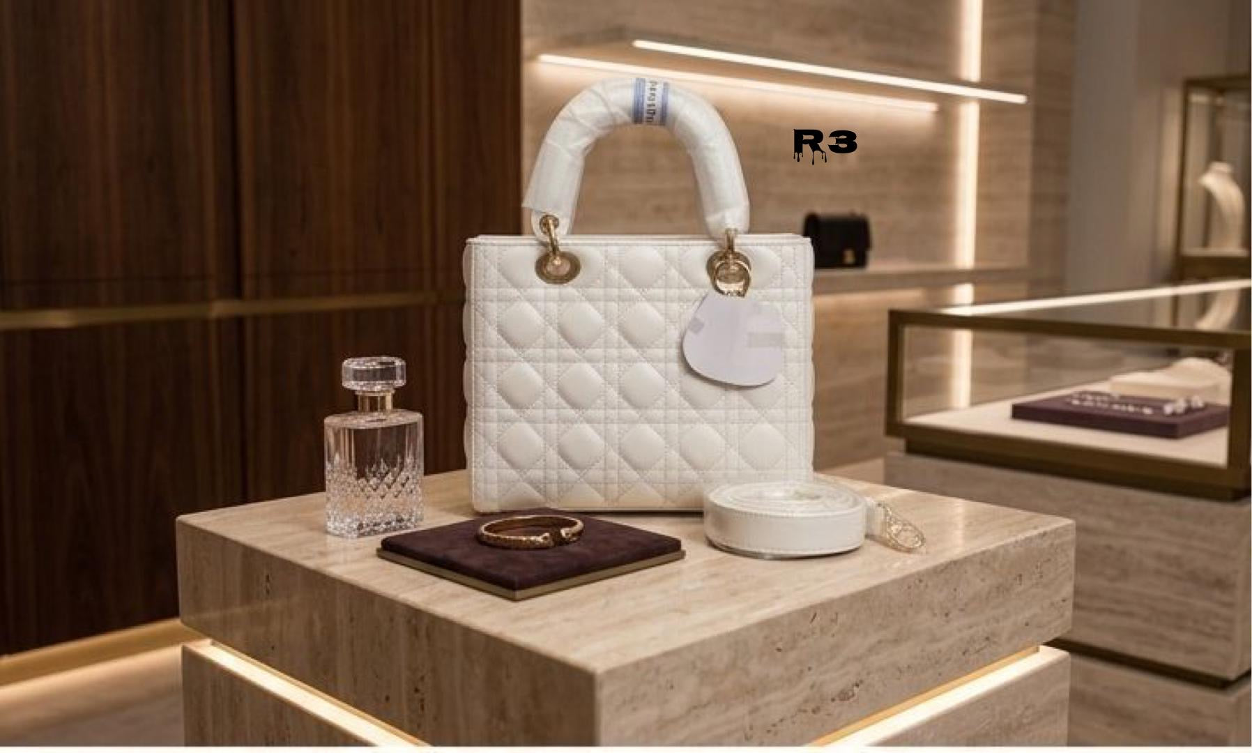 Dior Bubble