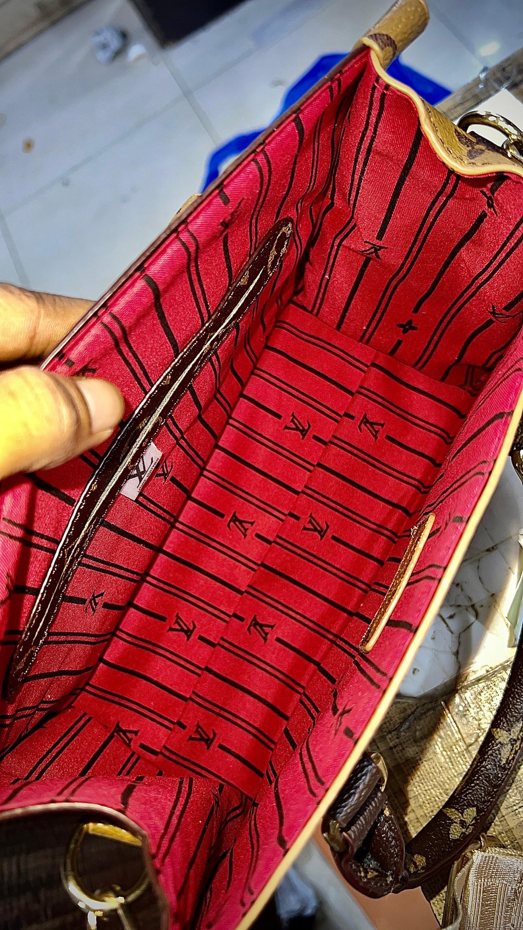 Louis Vuitton On The Go PM