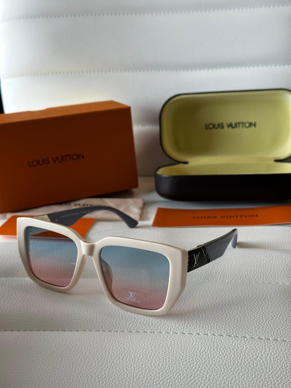 Louis Vuitton Unisex Sunglasses