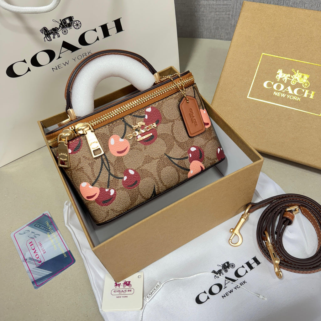 Coach Signature Vanity Case Bag