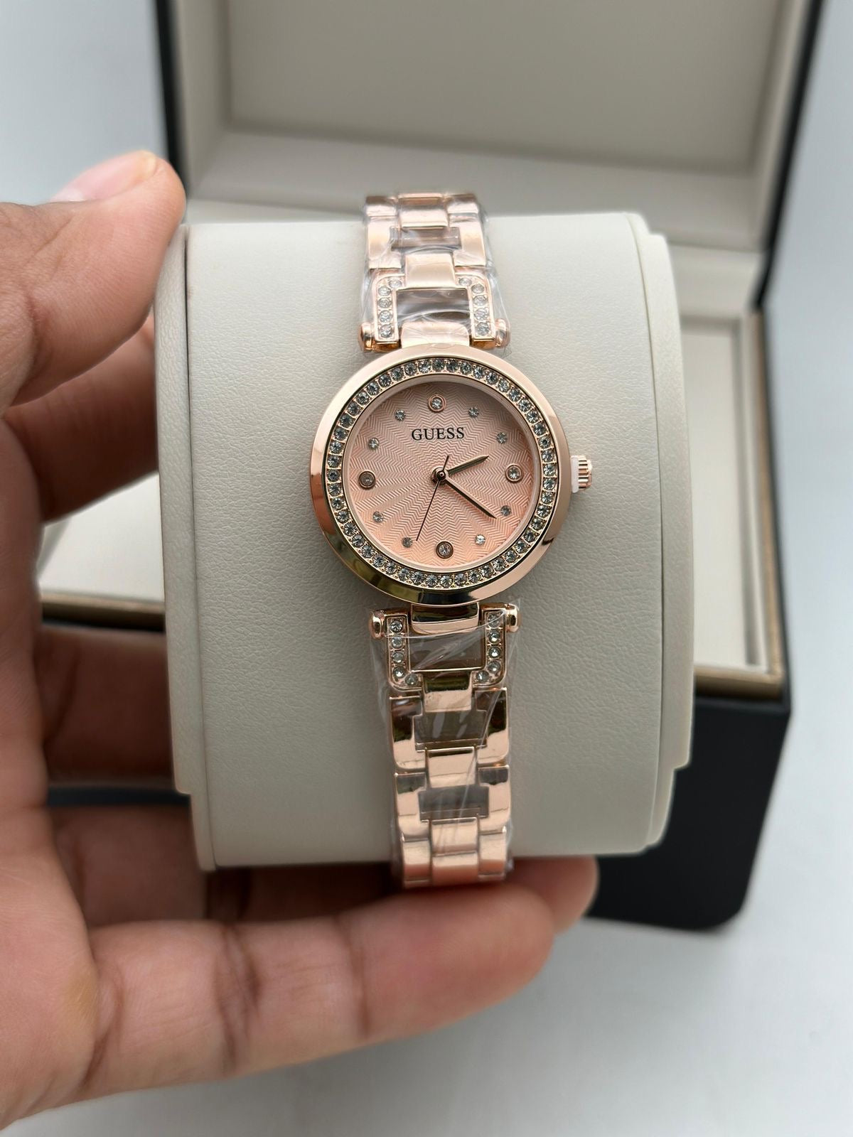 Guess Diamond Series