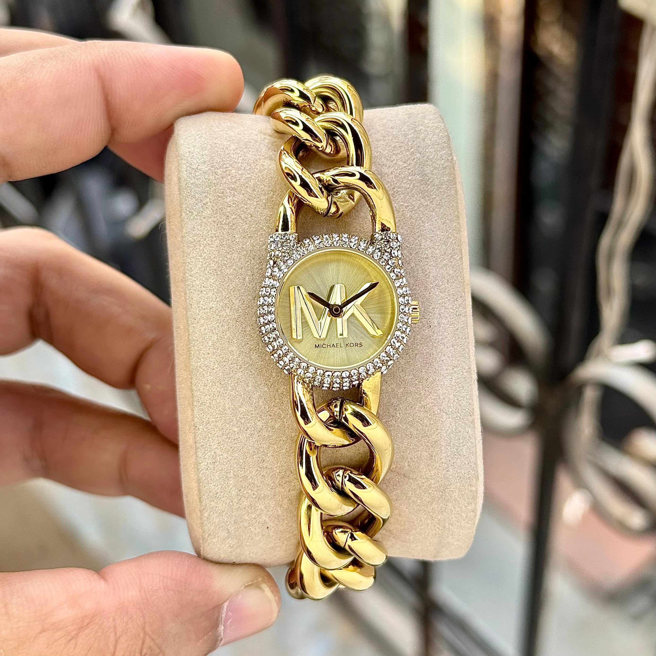 Michael Kors MK01067