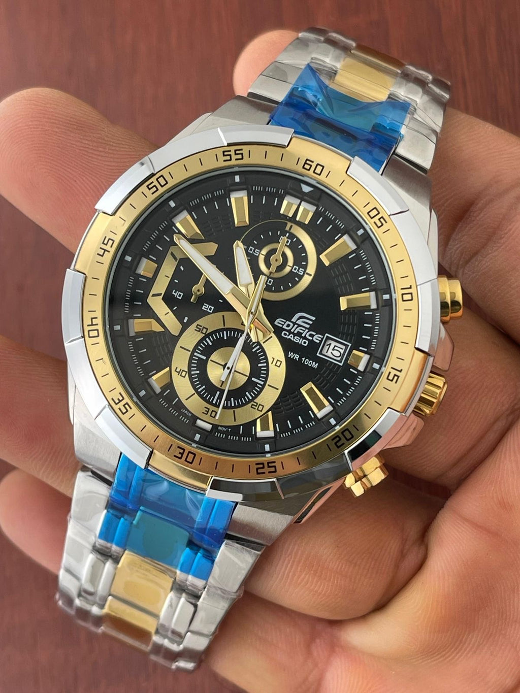 Casio EFR 539 Gold