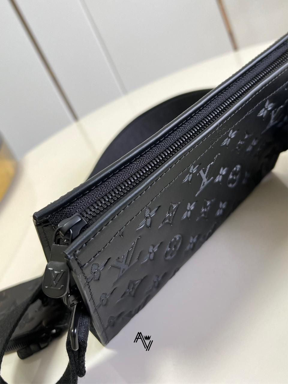 Louis Vuitton Gaston Wearable Wallet