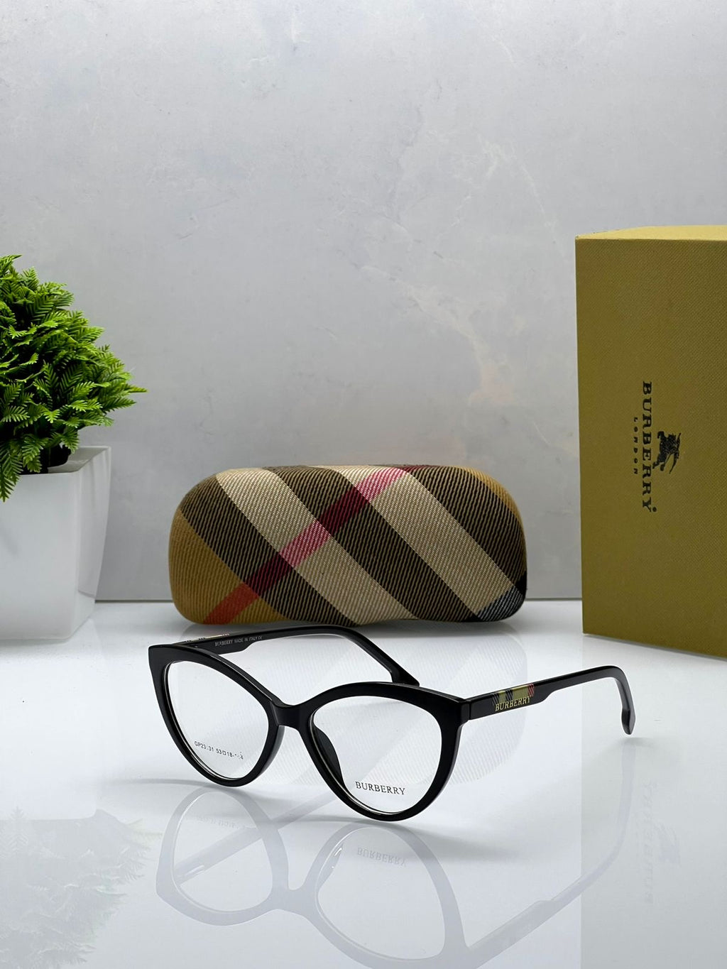 Burberry Frame