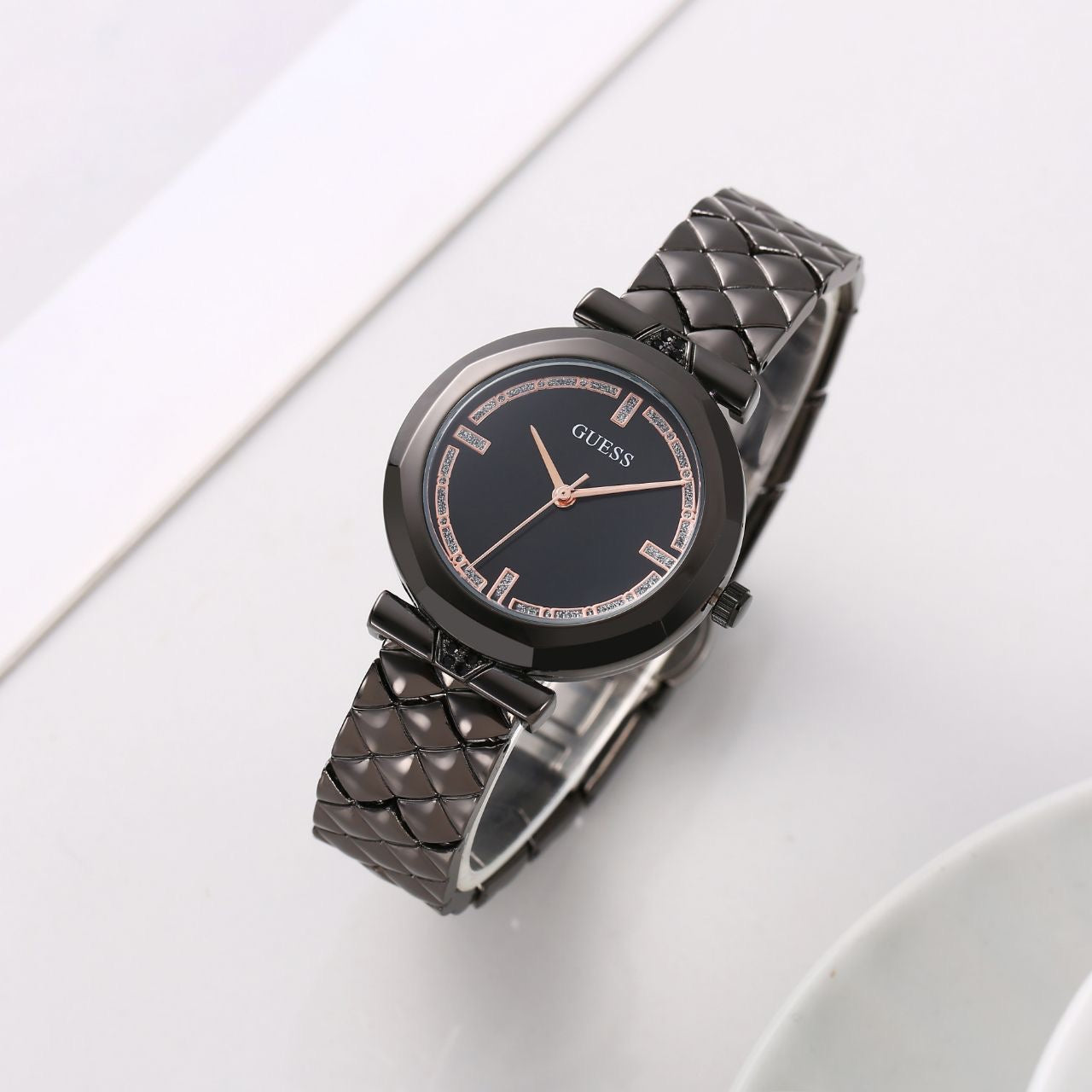 Guess Elegance Series