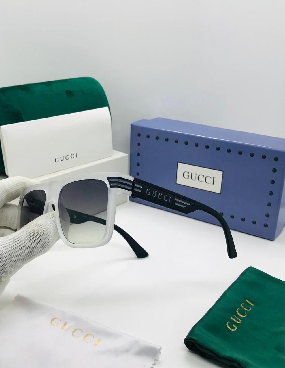 Gucci Unisex Sunglasses