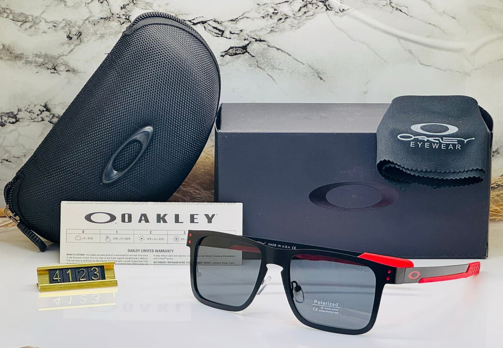 Oakley Unisex Sunglasses