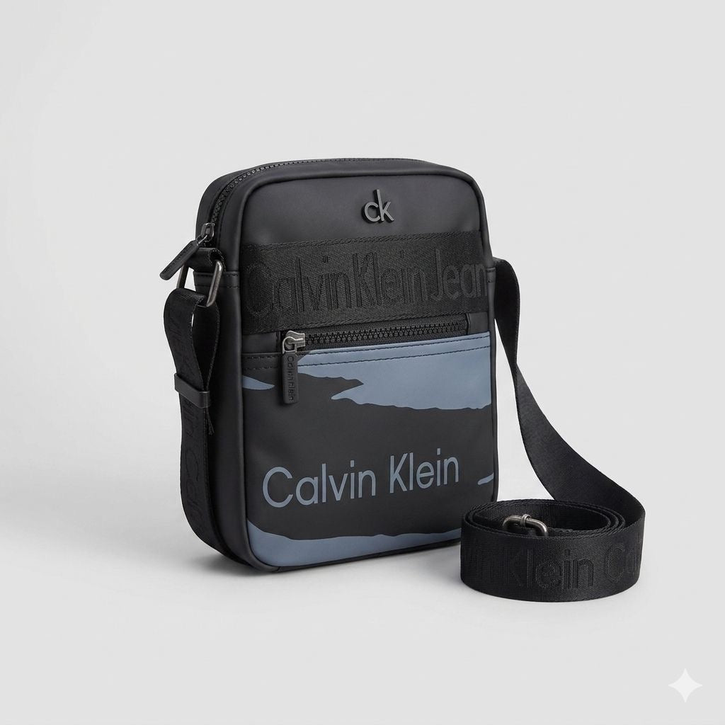 Calvin Klein Messenger Bag