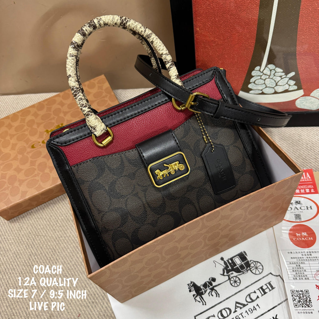 Coach Grace Carryall In Signature