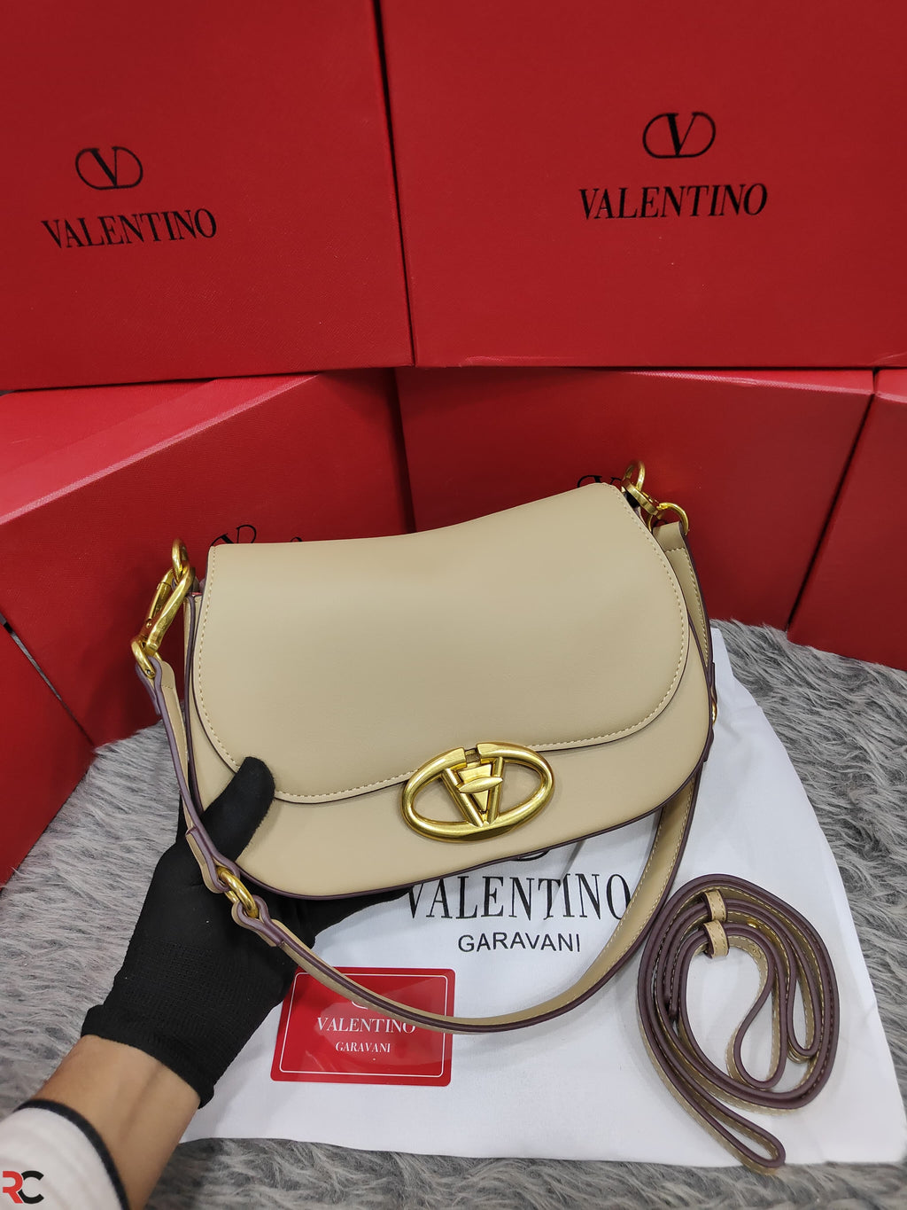 Valentino Garavani Oval Shoulder Bag