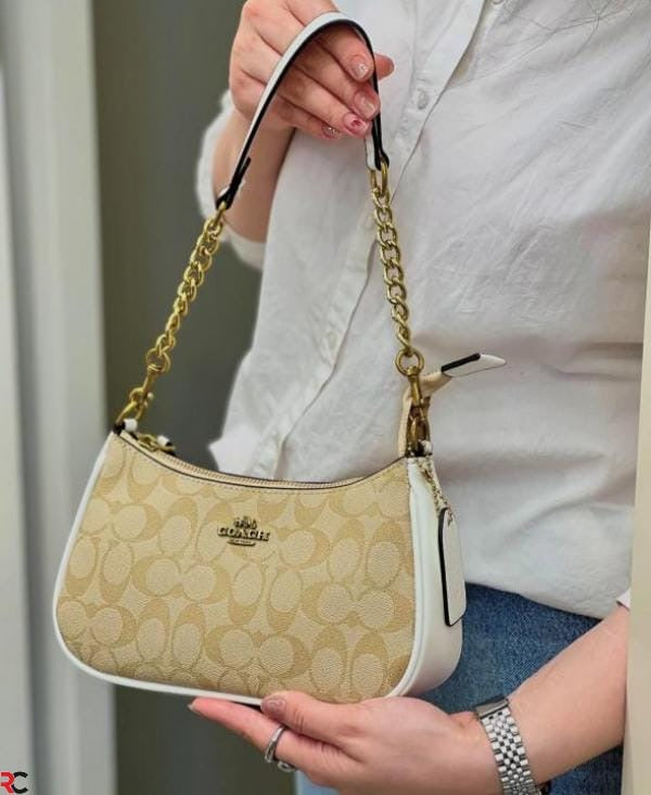 Coach Teri Shoulder Bag In Signature Canvas