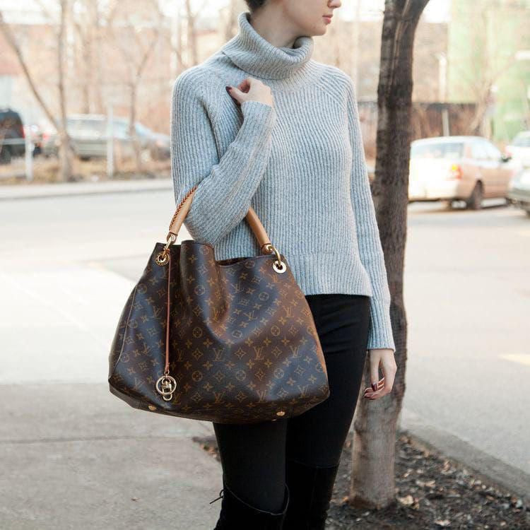 Louis Vuitton Artsy Sling Bag