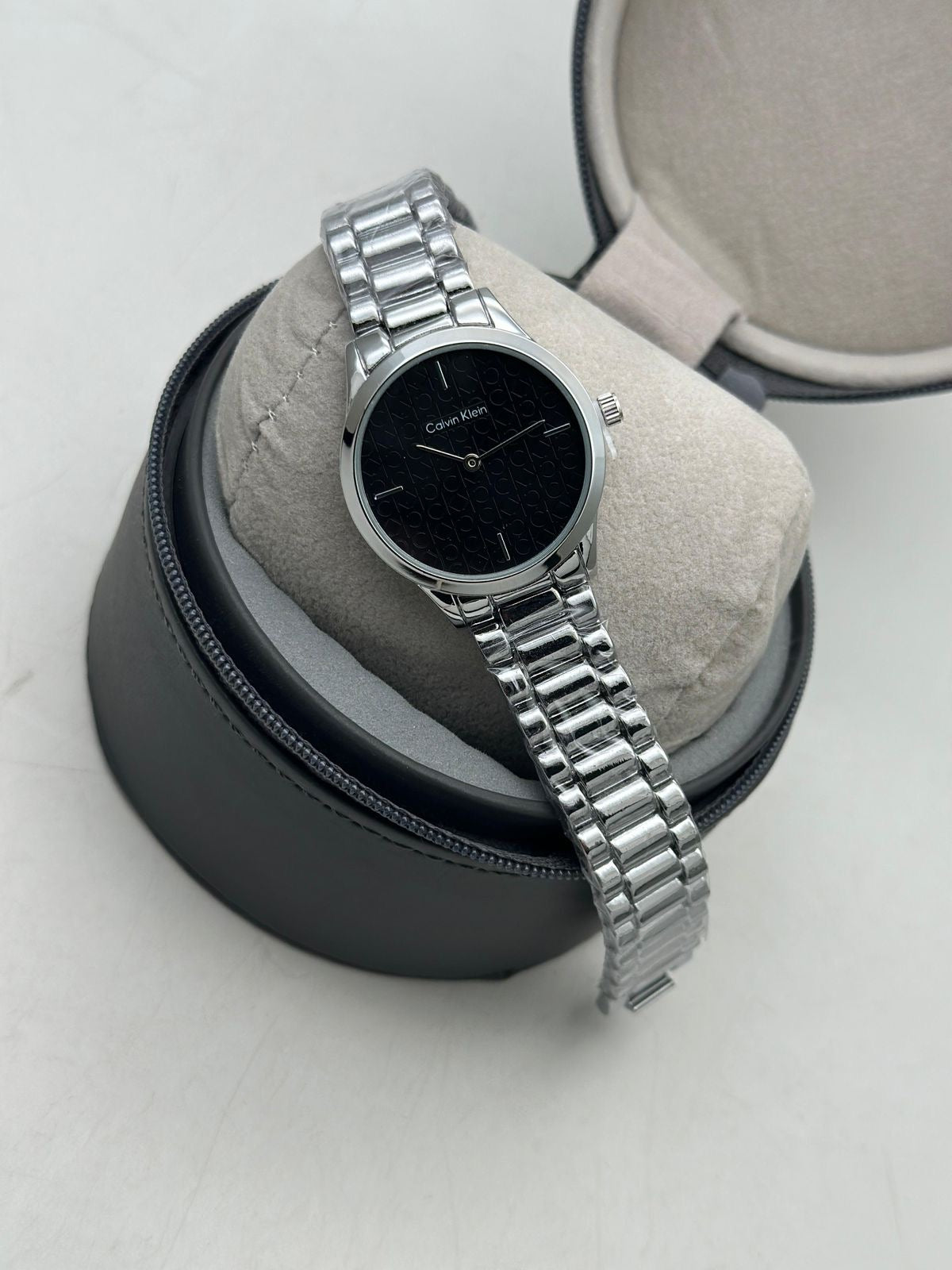 Calvin Klein Elegant Series