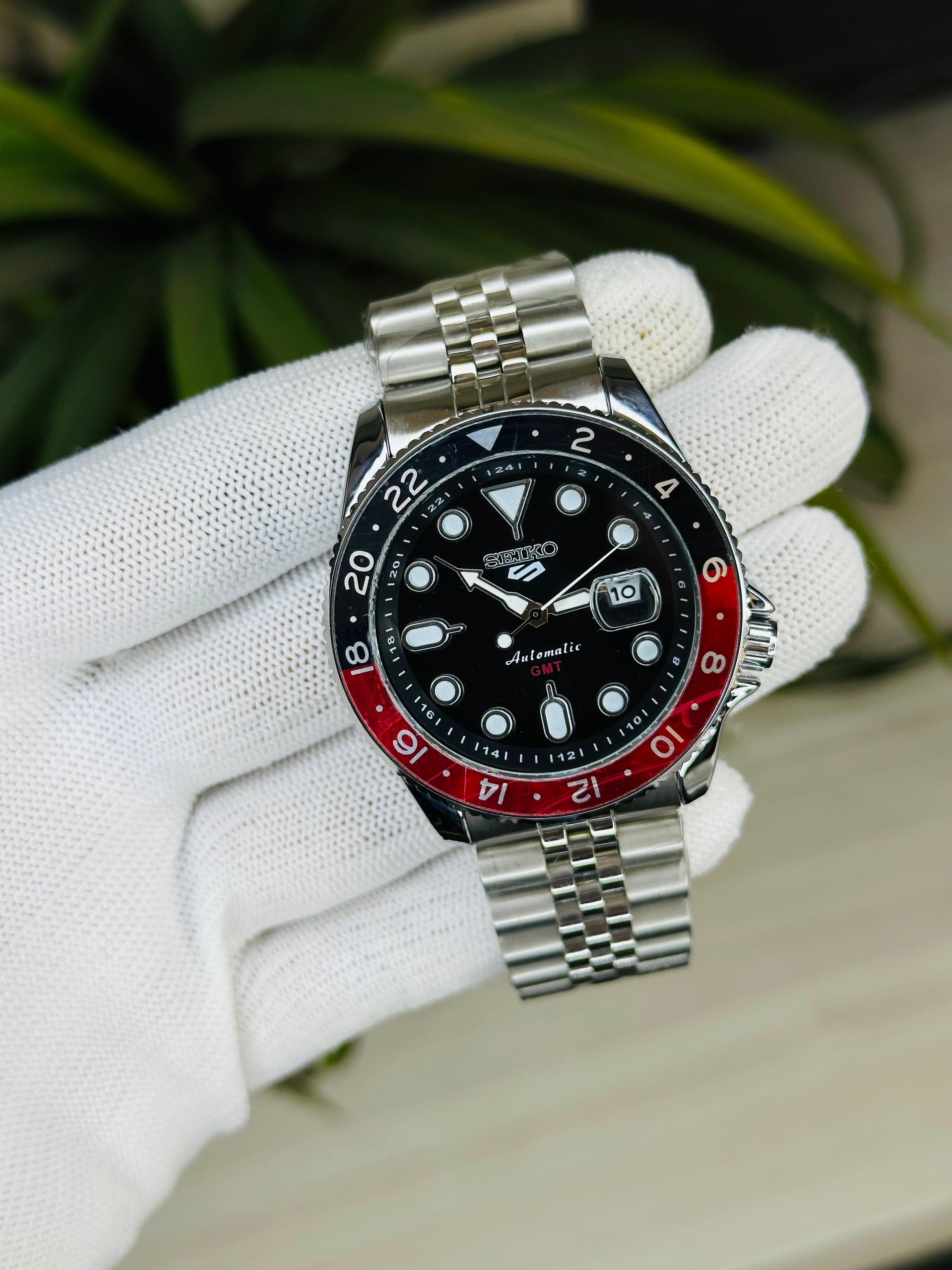 Seiko 5 Sports GMT