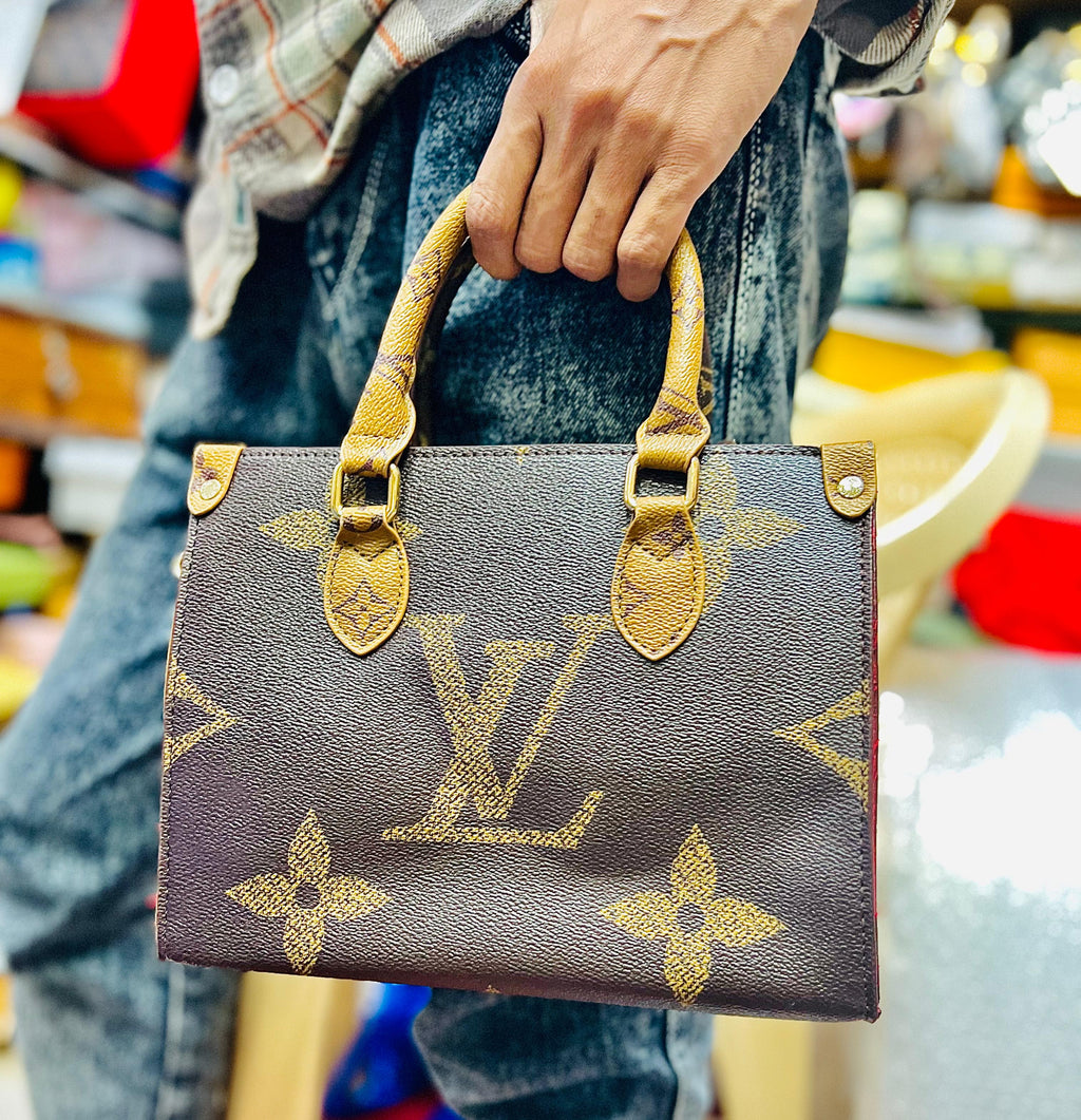Louis Vuitton On The Go PM